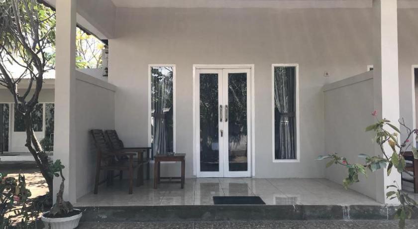 Pineapple Guest House Гили-Эйр Экстерьер фото