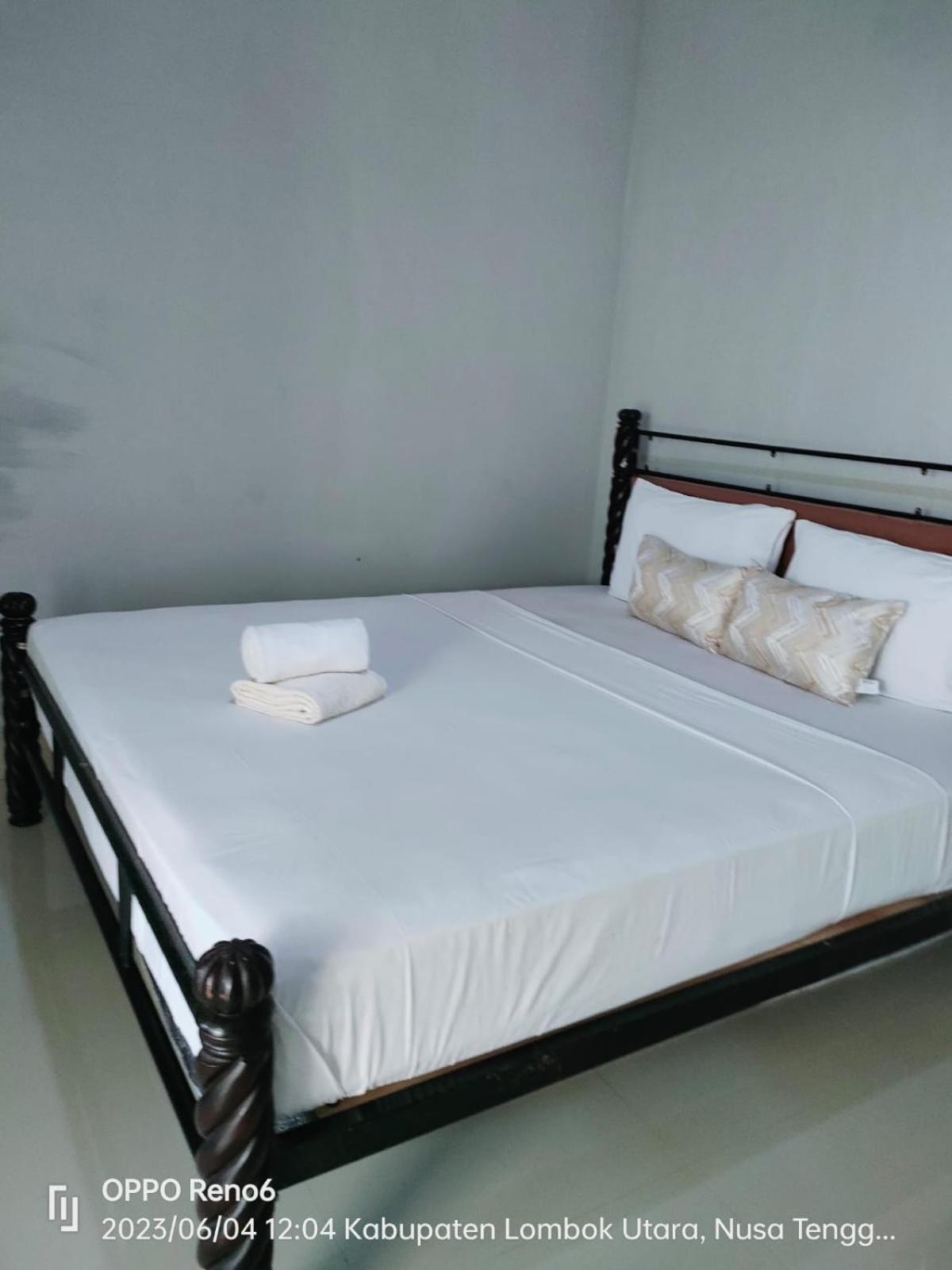 Pineapple Guest House Гили-Эйр Экстерьер фото