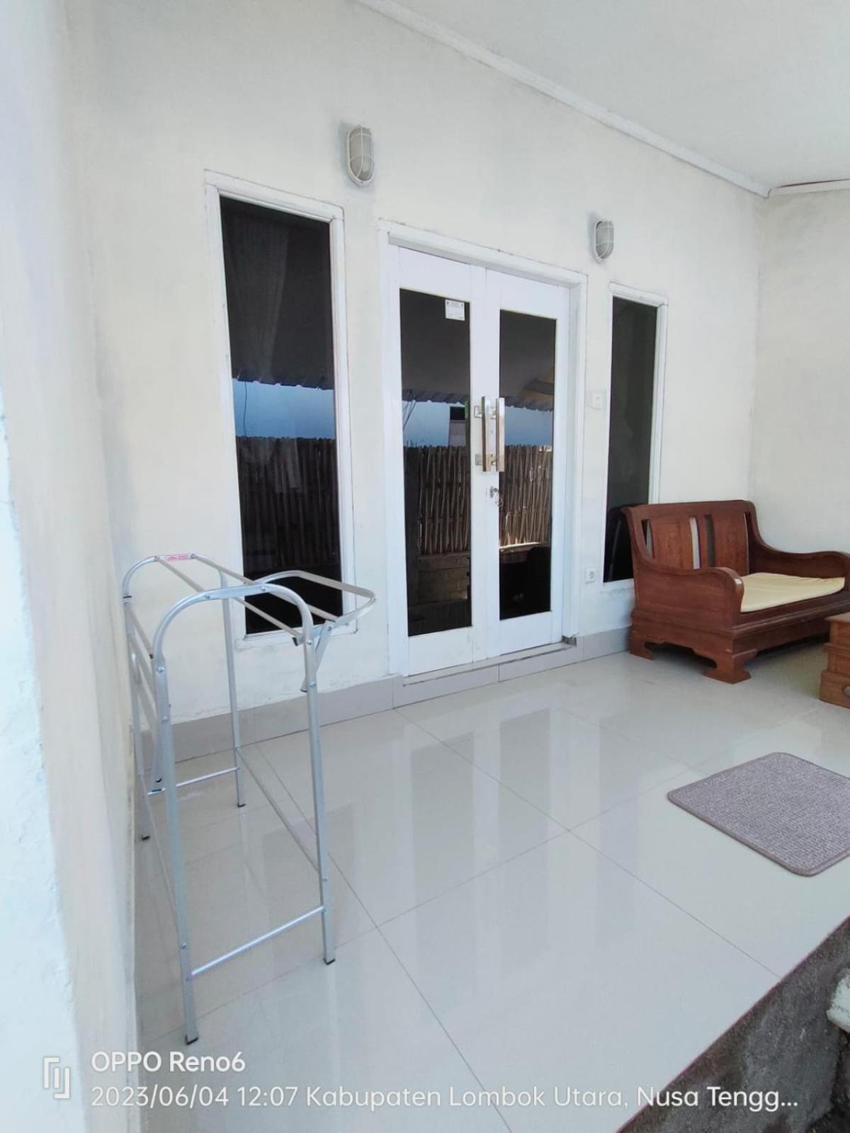 Pineapple Guest House Гили-Эйр Экстерьер фото