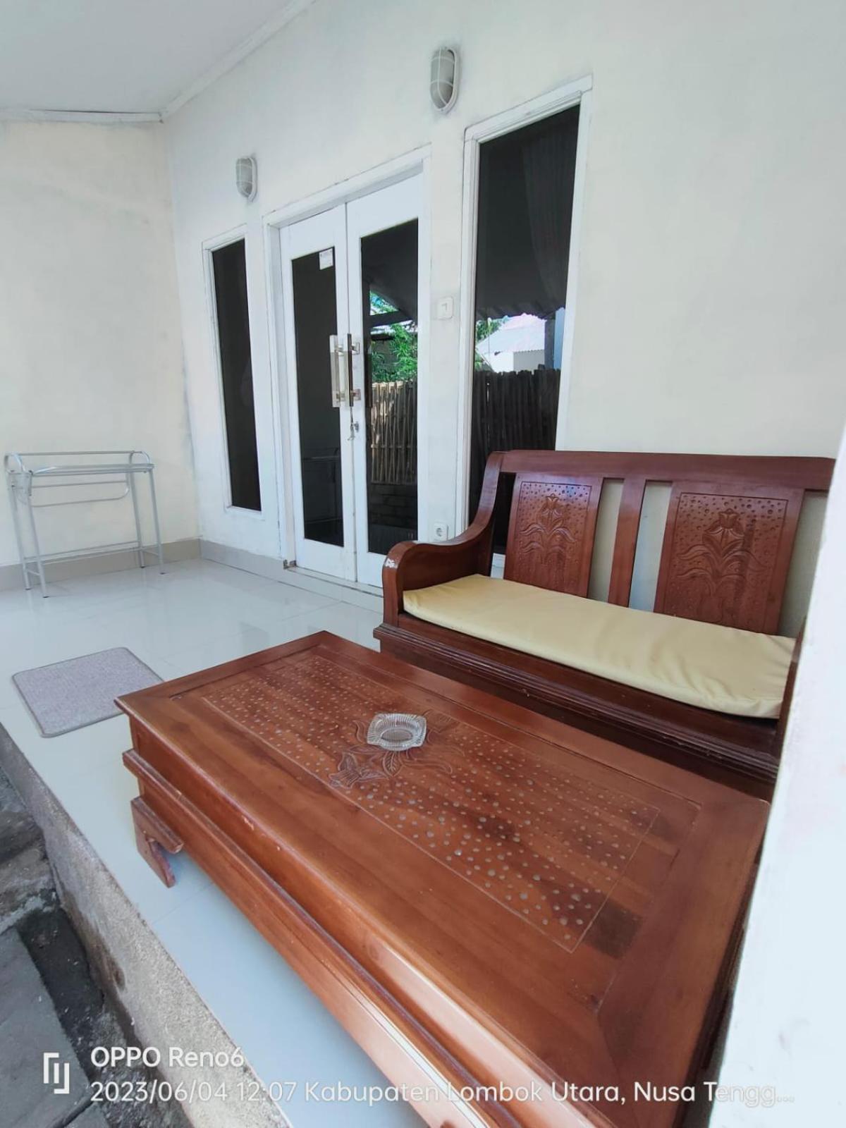 Pineapple Guest House Гили-Эйр Экстерьер фото